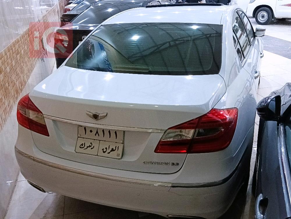 Hyundai Genesis